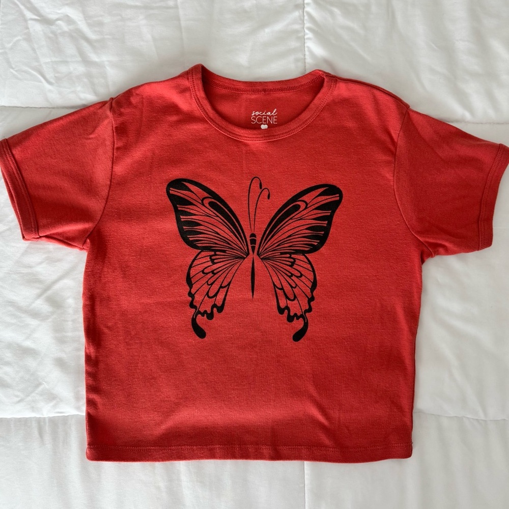 🦋Butterfly Short Sleeve Tee🦋